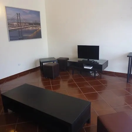 Apartamento Aires-férias Em Peniche